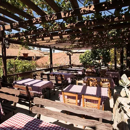 Linos بيت ريفي كاكوبرتريا