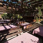 Linos Inn 3*