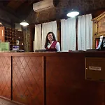 Linos Inn 3*