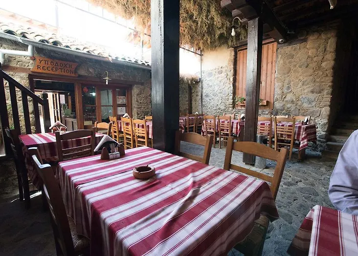 Linos Han/Misafirhane 3*