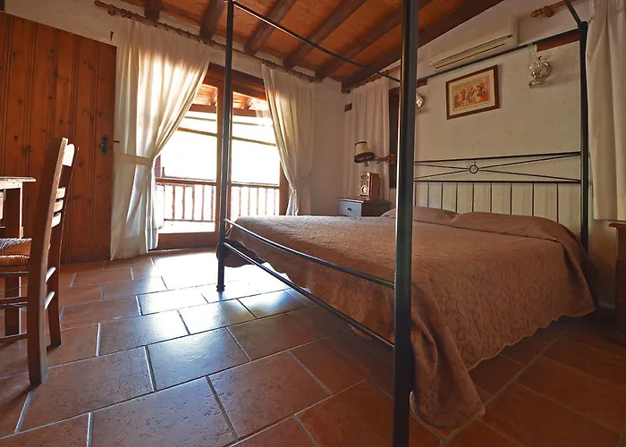 Han/Misafirhane Linos