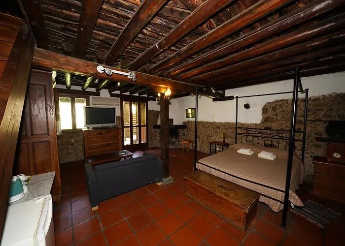 Linos Han/Misafirhane