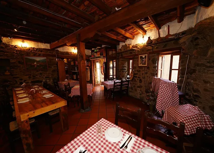 Han/Misafirhane Linos 3*