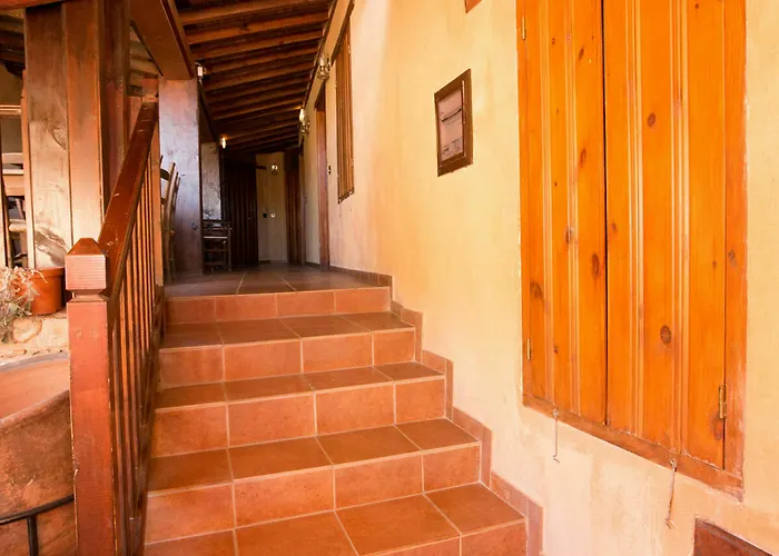 Han/Misafirhane Linos 3*